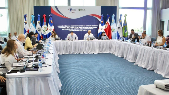 El SICA fue creado en el año 1991 en El Salvador mediante la suscripción al Protocolo de Tegucigalpa.