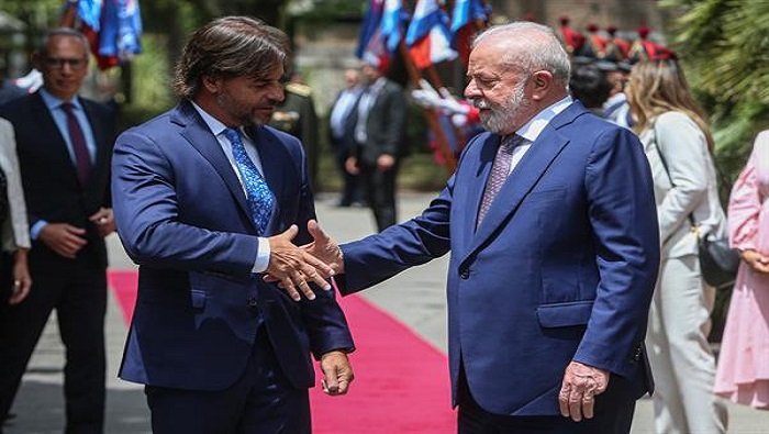 Además de la relación bilateral dentro de Mercosur, ambos jefes de Estado abordaron la necesidad de realizar un grupo de obras de infraestructura que serán útiles a ambos países.