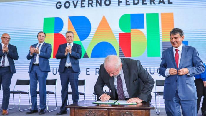 Lula da Silva detalló que Bolsa Familia “es el programa de lucha contra el hambre y la pobreza extrema más serio e integral del país”.