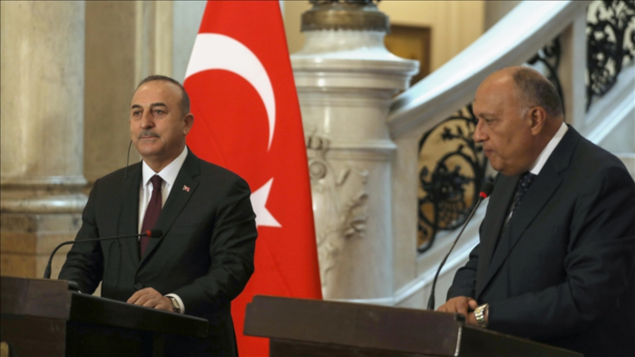 Las relaciones diplomáticas entre Türkiye y Egipto se mantienen a nivel de encargados de negocios de ambas partes desde el golpe militar de 2013.