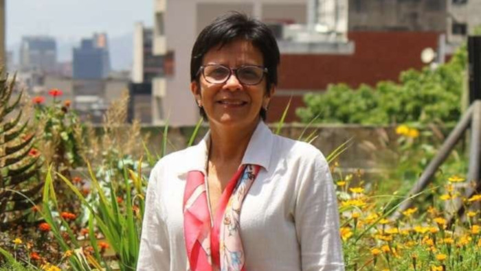 Oblitas es socióloga egresada de la Universidad Central de Venezuela y fue la rectora de la Universidad Bolivariana de Venezuela desde 2020.