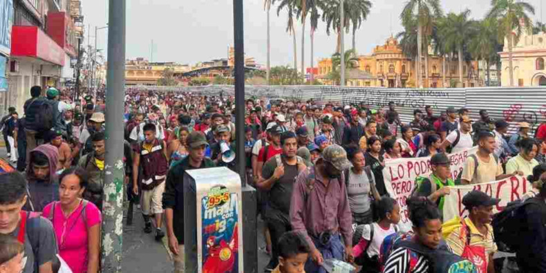 La caravana llamada “Viacrucis del migrante” pretende llegar a la Ciudad de México en 10 días