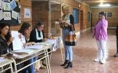 Además de gobernadores, en las tres provincias argentinas se eligieron este domingo legisladores e intendentes.