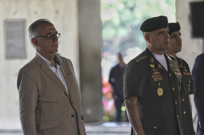La reunión entre los titulares de Defensa se realizó de conformidad con el mandato de los presidentes Nicolás Maduro y Gustavo Petro.