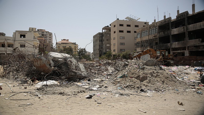 Los reportes indican que cinco edificios fueron bombardeados y destruidos por completo.