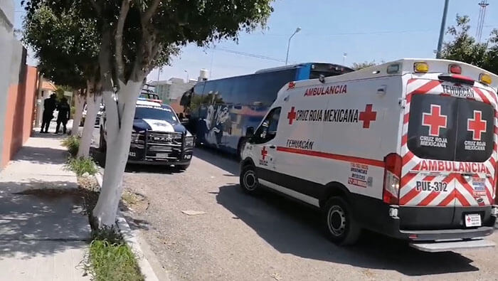 Paramédicos de Cruz Roja llegaron al lugar del atentado, pero cuando arribaron el periodista Ramírez Hernández ya había fallecido.