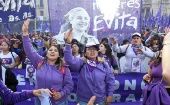 Mediante marchas y actos masivos, organizaciones sociales y defensores de los derechos de las mujeres rechazaron en Argentina la violencia basada en género.