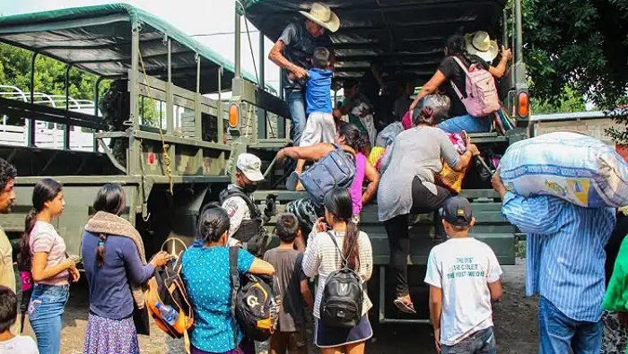 El jueves pasado retornaron a sus hogares alrededor de 1.000 personas víctimas de desplazamiento forzado en el sur de México a causa de la violencia generada por grupos criminales.