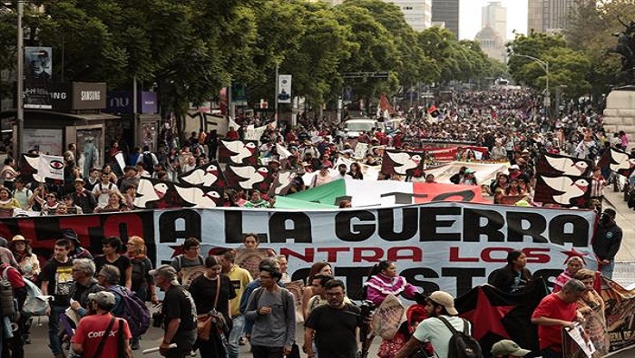 En la capital mexicana, la movilización cubrió el tramo entre el Monumento a la Independencia y la Plaza del Zócalo.