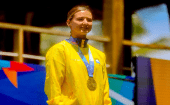 Para Barbados, la medalla de Chelsea Tuach representa la primera de oro en la modalidad de surf shortboard femenino. 