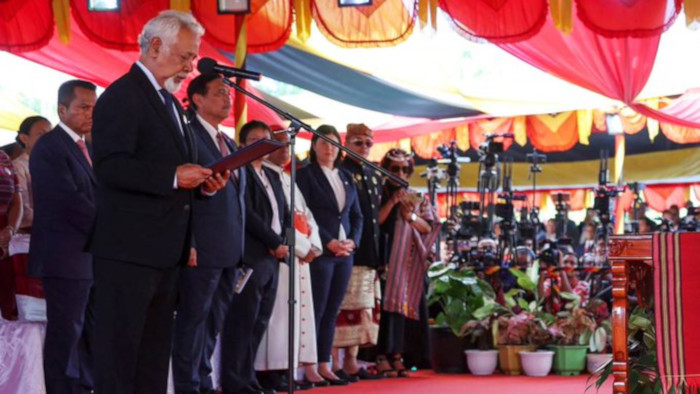 La jura del cargo estuvo presidida por el presidente y aliado de Gusmao, José Ramos-Horta, otro veterano líder de la resistencia timorense contra la ocupación indonesia (1975-1999).