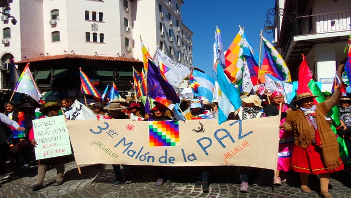 Los comuneros que participan en la marcha llegaron este miércoles a la ciudad de Salta.