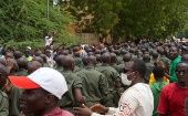 La junta militar en Níger acusó a Francia de buscar “vías y medios" para una intervención, mientras manifestaciones en Niamey (capital) apoyan el golpe.