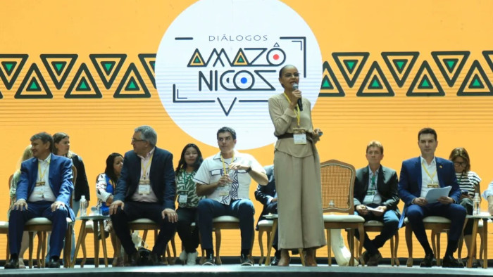 La ministra brasileña Marina Silva informó que se firmó un acuerdo interministerial para la reanudación del programa Bolsa Verde.