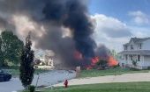 Tres estructuras fueron completamente destruidas y una docena fueron afectadas por las llamas.