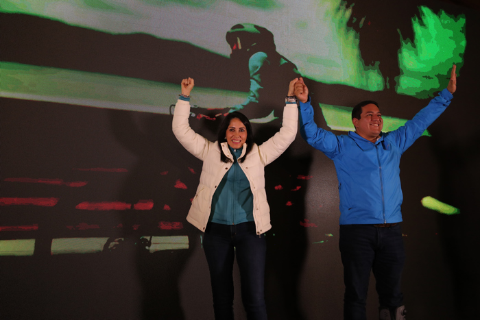 Luisa González, candidata de la Revolución Ciudadana, el movimiento político que lidera el expresidente Rafael Correa pidió este domingo unidad a los ecuatorianos para sacar al país de la crisis.