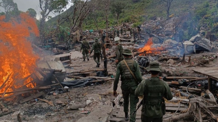 Se destruyeron siete minas para limpiar y preservar el Tepuy ancestral del Parque Nacional de Yapacana.