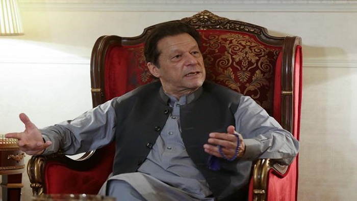 El político de 70 años ha denunciado que las autoridades paquistaníes pretenden mantenerlo fuera de la carrera electoral.