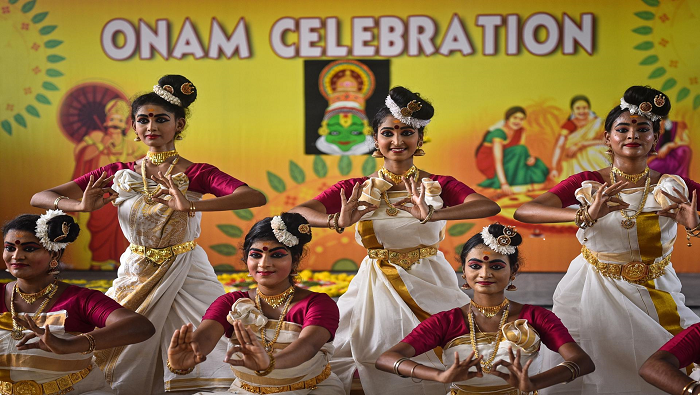 Realizan Festival Onam en India