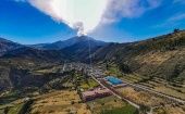 A finales de agosto, en el volcán peruano Ubinas se registró una explosión de gases y ceniza. La columna eruptiva se elevó unos 4.000 metros sobre el nivel del cráter.