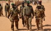 Militares de Mali realizan operaciones de búsqueda de los supuestos responsables de los atentados terroristas.