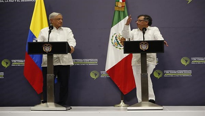 López Obrador y Petro recalcaron la importancia de atender las causas estructurales del problema de las drogas, vinculadas a la desigualdad, la pobreza, la falta de oportunidades y la violencia.