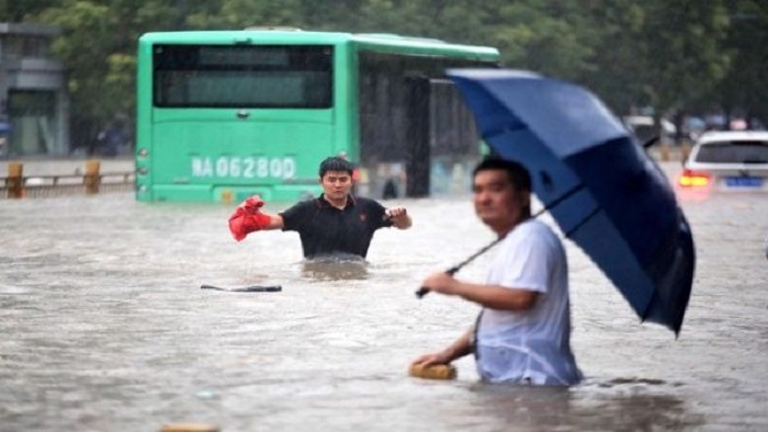 Varias agencias de rescate están activas para atender cualquier emergencia por las lluvias.