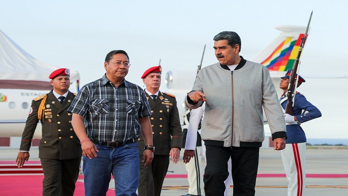 La llegada de Luis Arce ocurrió en Aeropuerto Internacional Simón Bolívar de Maiquetía, en el estado La Guaira.