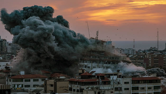Varios edificios en la Franja de Gaza han sido destruidos por los bombardeos israelíes.