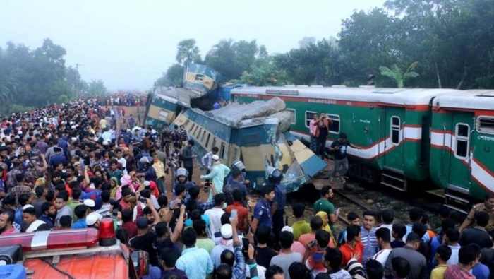 La colisión de esta jornada es considerada como el accidente más mortífero en la nación asiática desde el año 2008.