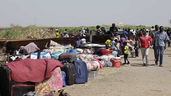 Más de 1.3 millones de sudaneses cruzaron la frontera con países vecinos en busca de refugio.