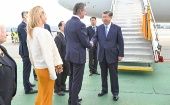 El jefe de Estado chino fue recibido en el Aeropuerto Internacional de San Francisco por el gobernador de California.