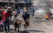 El creciente clima de inseguridad que vive Haití y la lucha entre las bandas criminales fuerzan a que los pobladores de la comunidad abandonen sus casas. En el último año y medio más de 200 mil se han visto obligadas a abandonar sus hogares para escapar de la inseguridad.