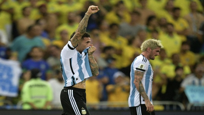 Argentina domina la tabla de las eliminatorias tras victoria ante Brasil