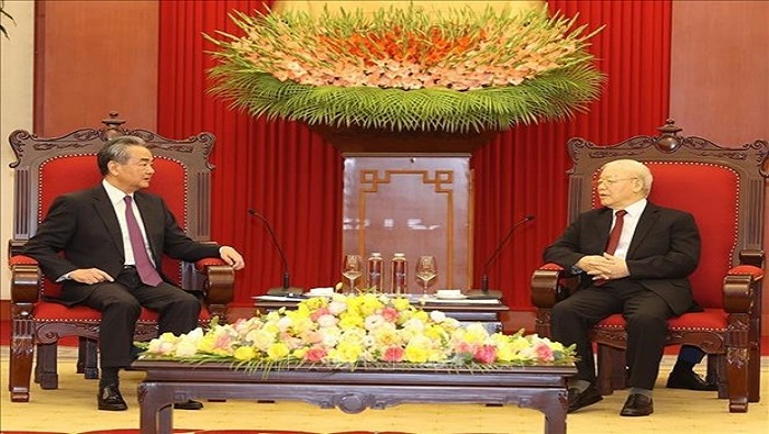 Wang Yi y Nguyen Phu Trong coincidieron en continuar promoviendo la cooperación en numerosos campos, fortalecer la confianza política y ahondar la asociación estratégica.