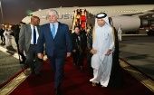 El jefe de Estado cubano fue recibido en el aeropuerto internacional de Doha por el viceministro primero de Relaciones Exteriores, Soltan bin Saad Al Muraikhi.