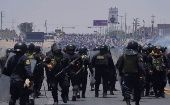 La región peruana de Ica ha registrado varios enfrentamientos entre policías y campesinos al conmemorarse un año de las protestas contra Dina Boluarte.