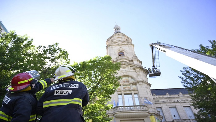 Las autoridades bonaerenses extendieron por 30 días la emergencia, para emprender obras urgentes y solucionar daños.