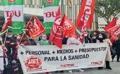 "Urgencias saturadas, profesionales quemados", fue una de las consignas enarboladas por las Comisiones Obreras (CCOO) y la Unión General de Trabajadores en Andalucía (UGT).