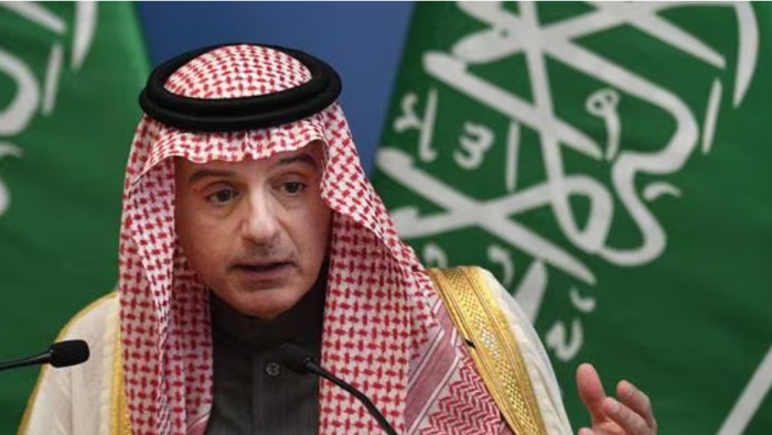 El Ministro de Estado de Asuntos Exteriores de Arabia Saudita, Adel Al-Jubeir, dijo que el reino está preocupado por la situación.