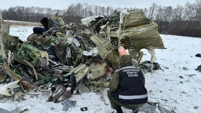 Un portavoz del Ministerio de Defensa de Rusia declaró que,  “el régimen de Kiev perpetró un acto terrorista” contra este avión de transporte militar ruso.