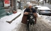 El frío ha congelado calles y carreteras en varias provincias chinas 