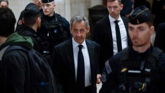 Sarkozy, quien ocupó el Eliseo entre los años 2007 y 2012, aseguró que desconocía por completo las irregularidades.