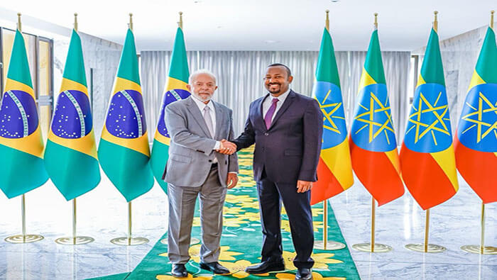 El presidente Lula da Silva se reunió con las autoridades etíopes antes de la inauguración de la cumbre africana.