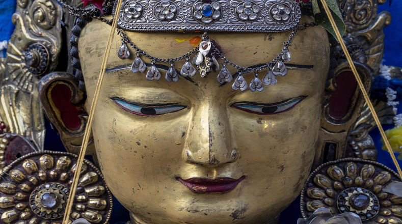 Al festival se invitan 126 Budas Dipankara de Patan y sus alrededores para participar en este importante evento, que rige el Buda Dipankara del Templo Dorado.