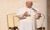 "Basta de guerra, basta de ataques, basta de violencia. Sí al diálogo, sí a la paz", declaró el Papa.