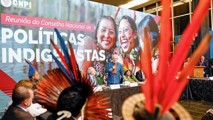 El presidente brasileño defendió la ampliación de las reservas indígenas y consideró que la extensión aún es insuficiente considerando que los pueblos originarios poseían 