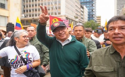 El presidente Petro pidió a los colombianos apoyarlo para detener el denominado golpe de Estado blando.