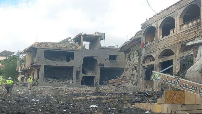La agresión de las fuerzas sionistas ultimó una familia de cuatro personas en en la ciudad de Mays al-Jabal